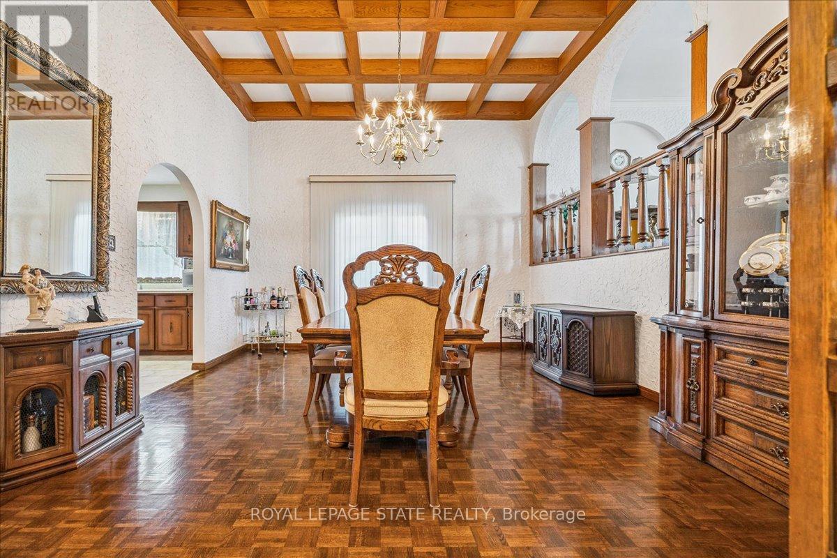 31 Palm Court, Hamilton, Ontario  L8G 2T9 - Photo 14 - X12468670