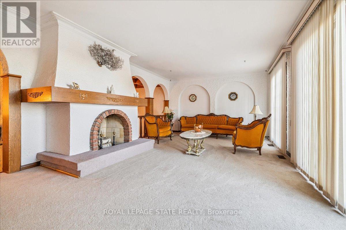 31 Palm Court, Hamilton, Ontario  L8G 2T9 - Photo 7 - X12468670
