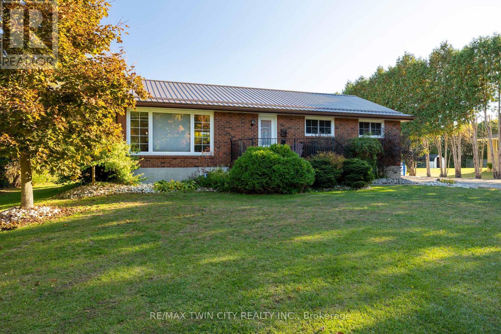 976 Mcdowell Road E, Norfolk, Ontario  N3Y 4J9 - Photo 4 - X12468671