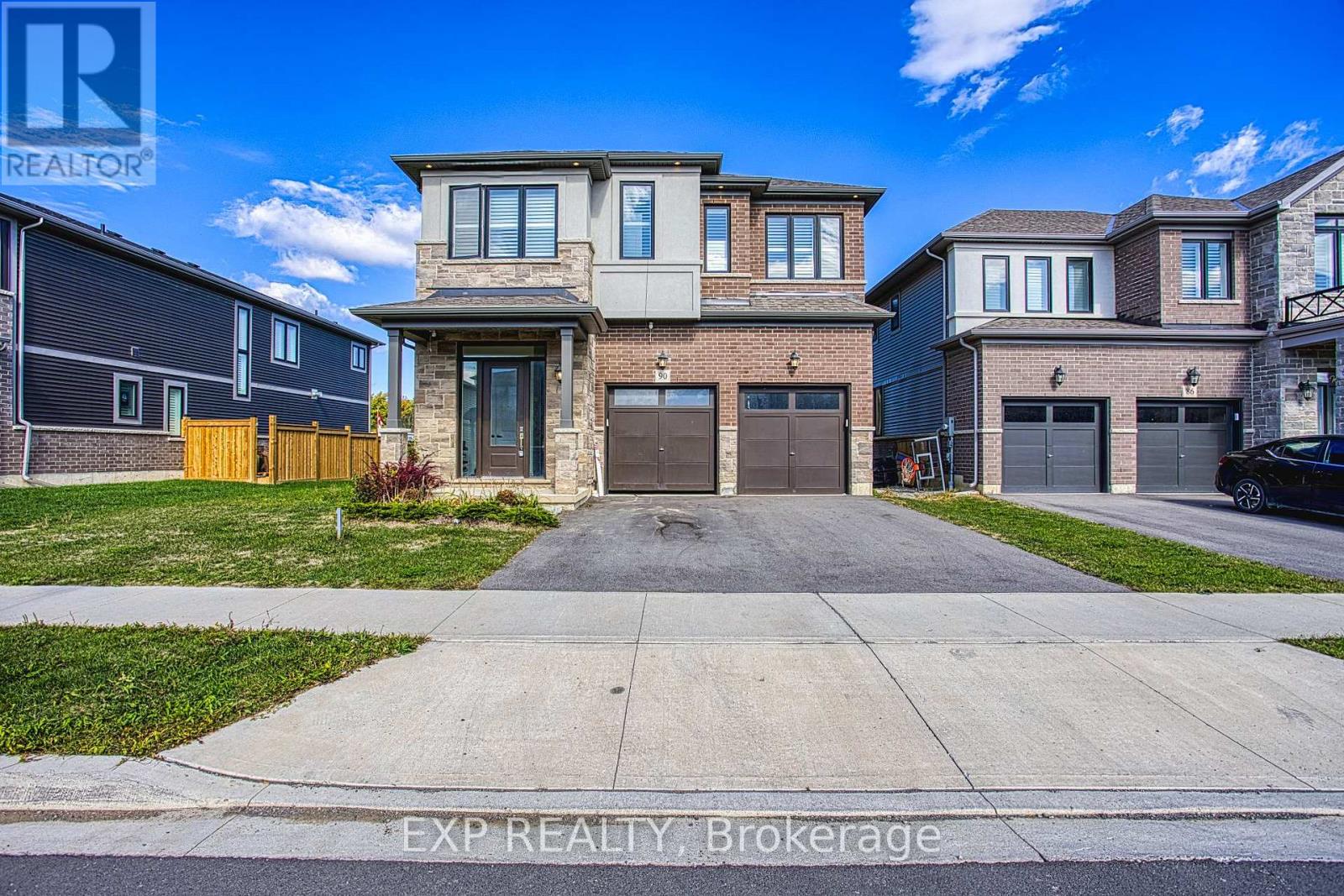 90 Spitfire Drive, Hamilton, Ontario  L0R 1W0 - Photo 2 - X12468679