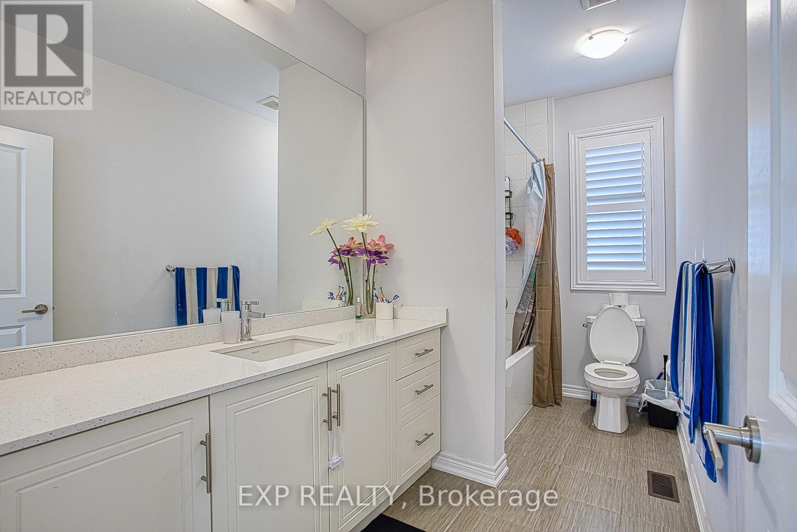 90 Spitfire Drive, Hamilton, Ontario  L0R 1W0 - Photo 25 - X12468679