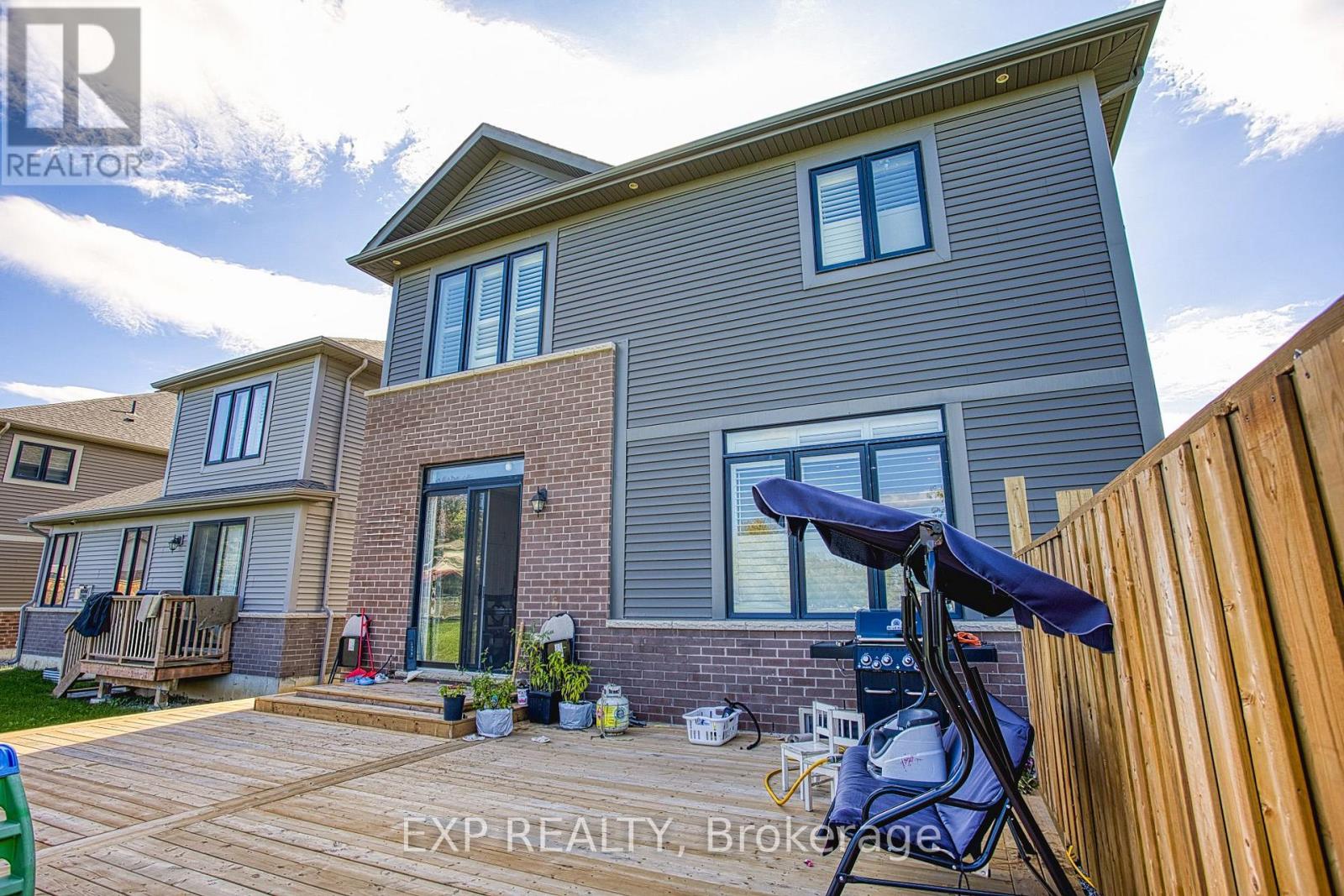 90 Spitfire Drive, Hamilton, Ontario  L0R 1W0 - Photo 30 - X12468679
