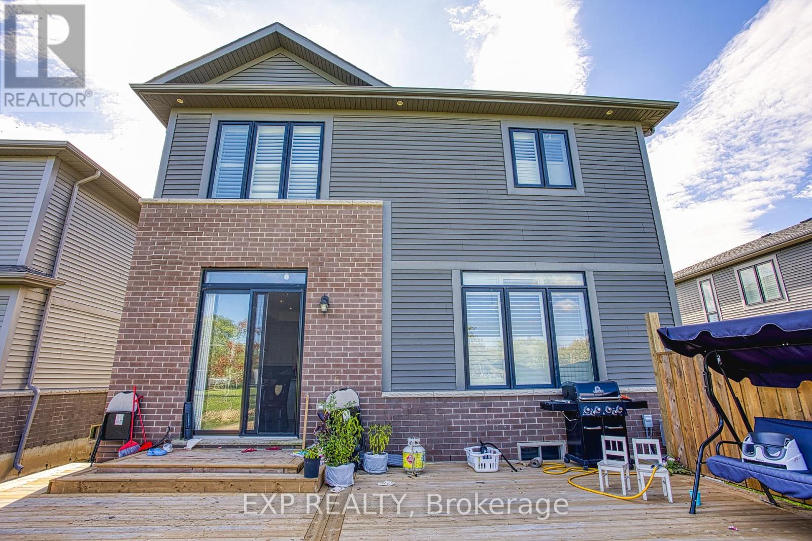 90 Spitfire Drive, Hamilton, Ontario  L0R 1W0 - Photo 31 - X12468679