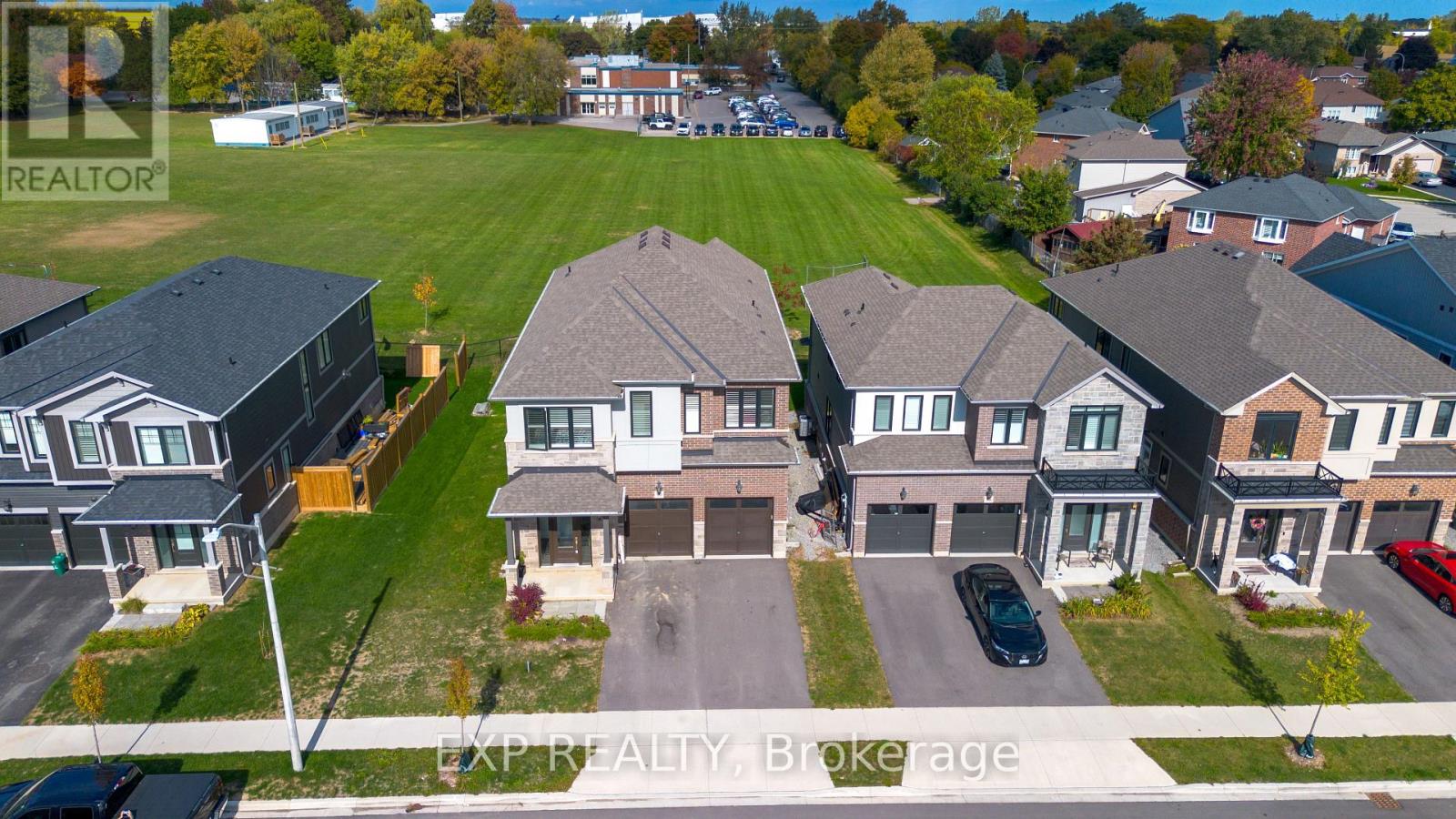 90 Spitfire Drive, Hamilton, Ontario  L0R 1W0 - Photo 35 - X12468679