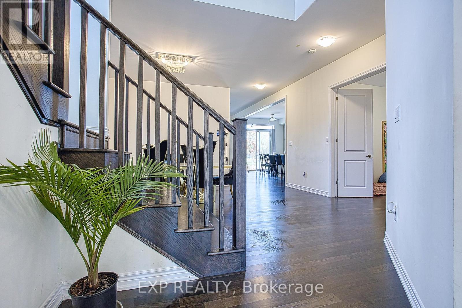 90 Spitfire Drive, Hamilton, Ontario  L0R 1W0 - Photo 7 - X12468679