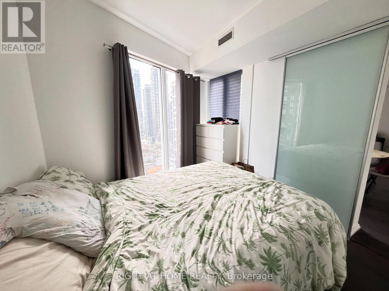2303 - 68 Shuter Street, Toronto, Ontario  M5B 1B4 - Photo 12 - C12468734