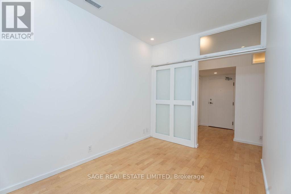104 - 34 Claremont Street, Toronto, Ontario  M6J 2M4 - Photo 10 - C12468753