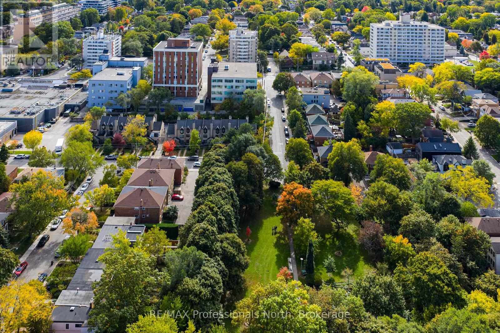 404 - 562 Eglinton Avenue E, Toronto, Ontario  M4P 1P1 - Photo 37 - C12467106