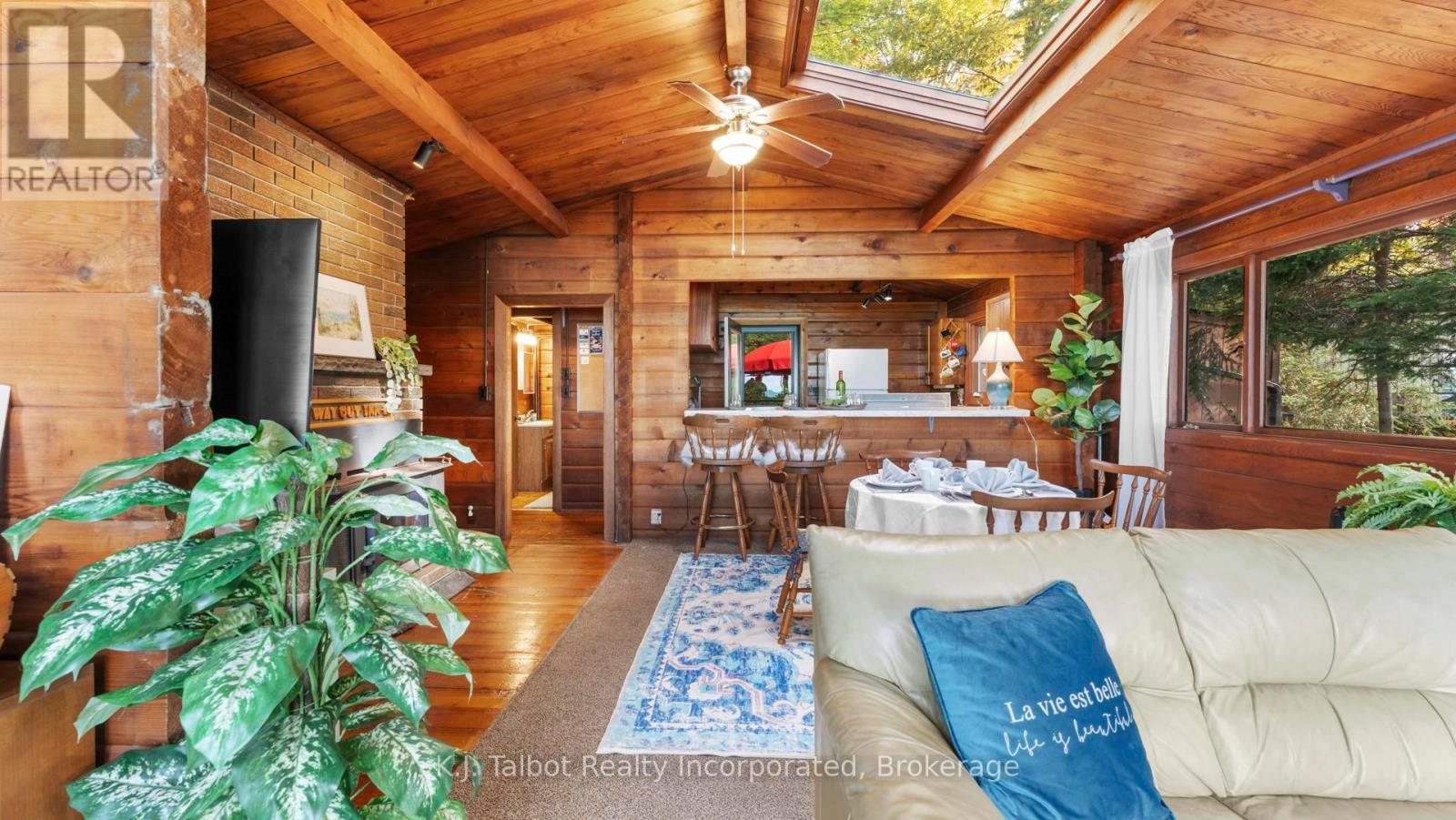 74515 Woodland Drive, Bluewater, Ontario  N0M 1G0 - Photo 12 - X12468811