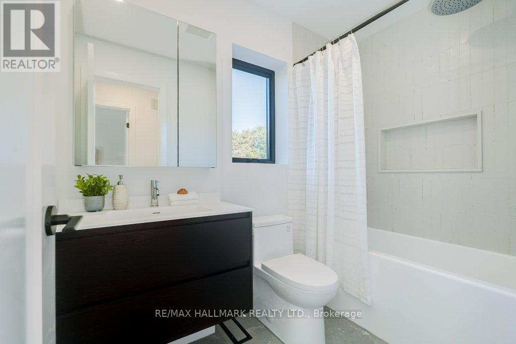 5 Rednor Road, Toronto, Ontario  M4C 4B3 - Photo 30 - E12468693