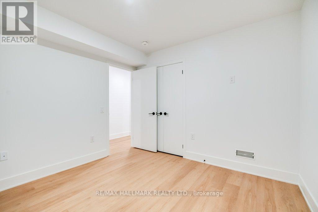 5 Rednor Road, Toronto, Ontario  M4C 4B3 - Photo 32 - E12468693