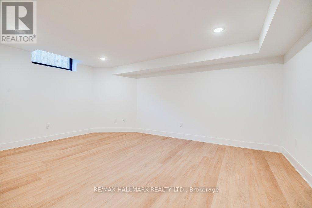 5 Rednor Road, Toronto, Ontario  M4C 4B3 - Photo 34 - E12468693