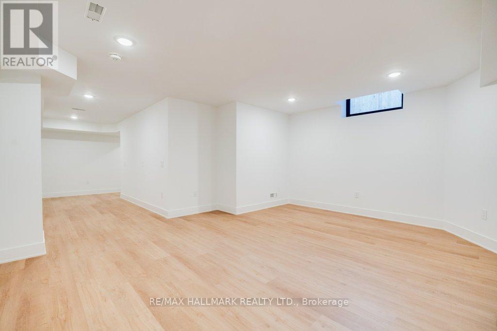 5 Rednor Road, Toronto, Ontario  M4C 4B3 - Photo 35 - E12468693