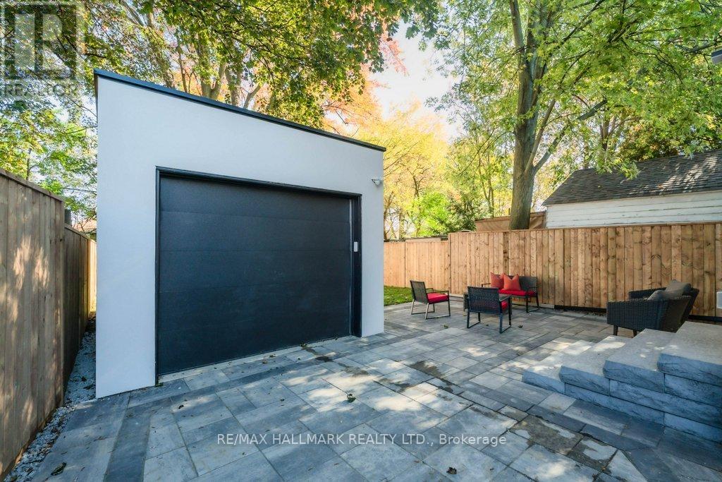 5 Rednor Road, Toronto, Ontario  M4C 4B3 - Photo 36 - E12468693