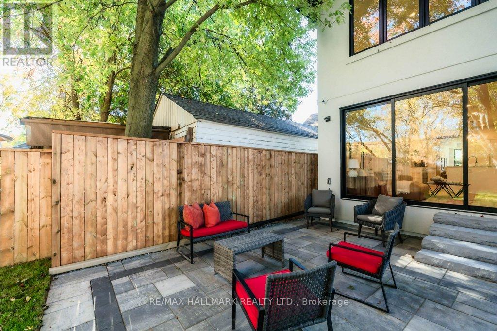 5 Rednor Road, Toronto, Ontario  M4C 4B3 - Photo 38 - E12468693