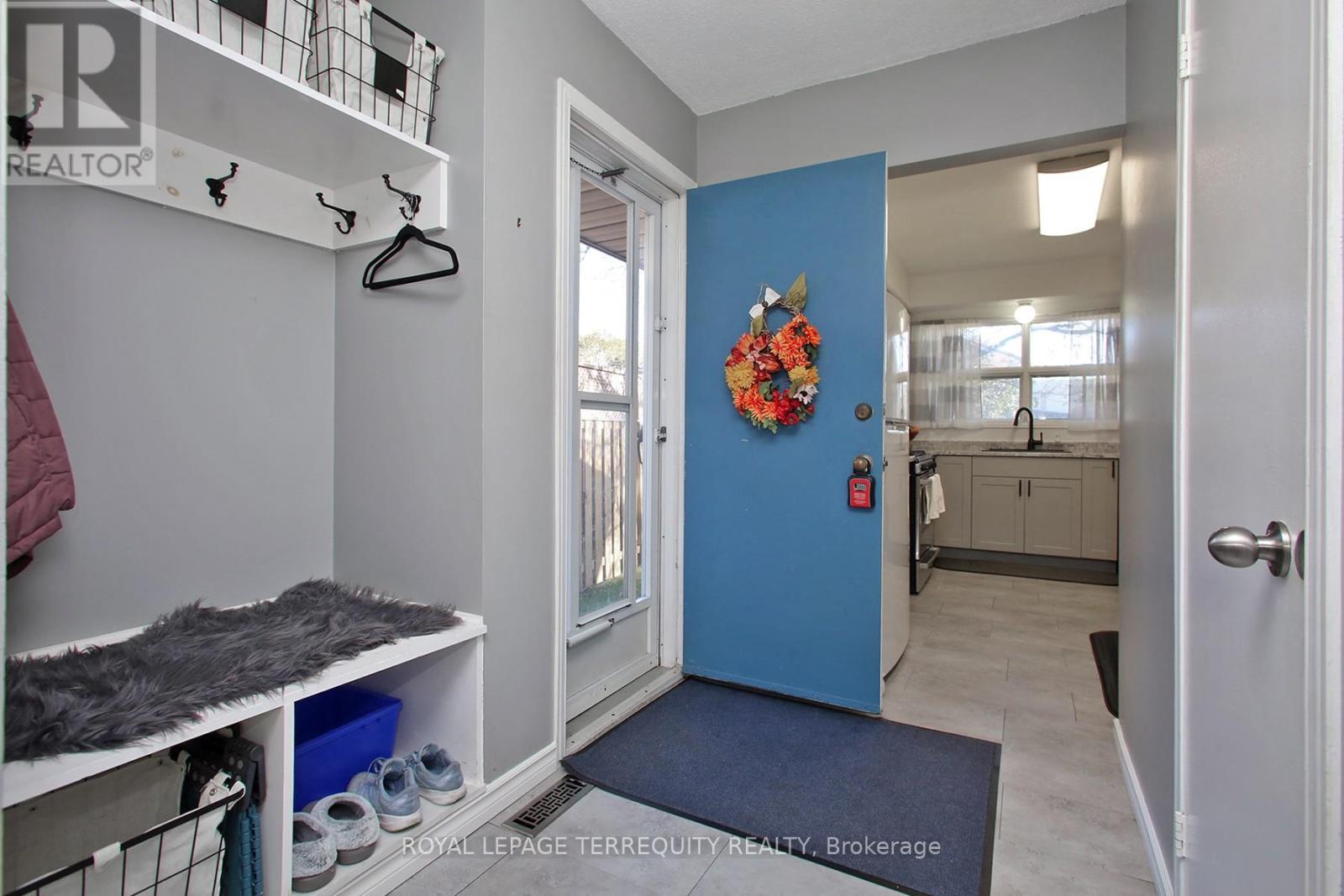 87 Andrea Road, Ajax, Ontario  L1S 3W1 - Photo 3 - E12468759