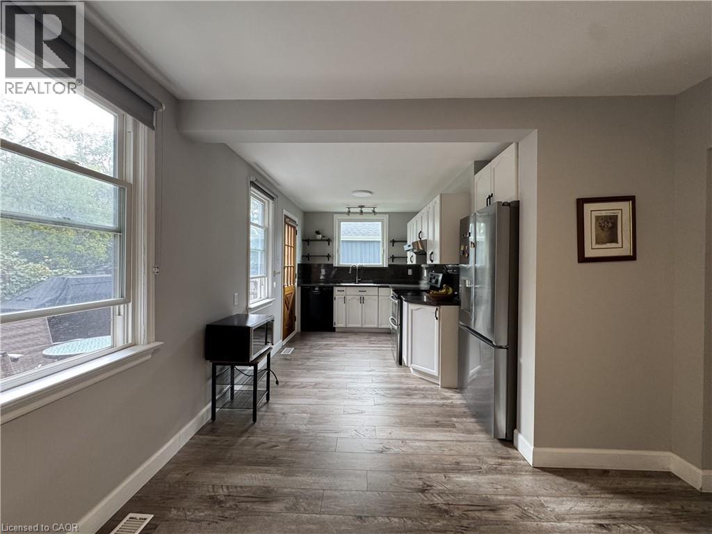 19 East 27th Street Unit# Main Floor, Hamilton, Ontario  L8V 3E6 - Photo 11 - 40780150