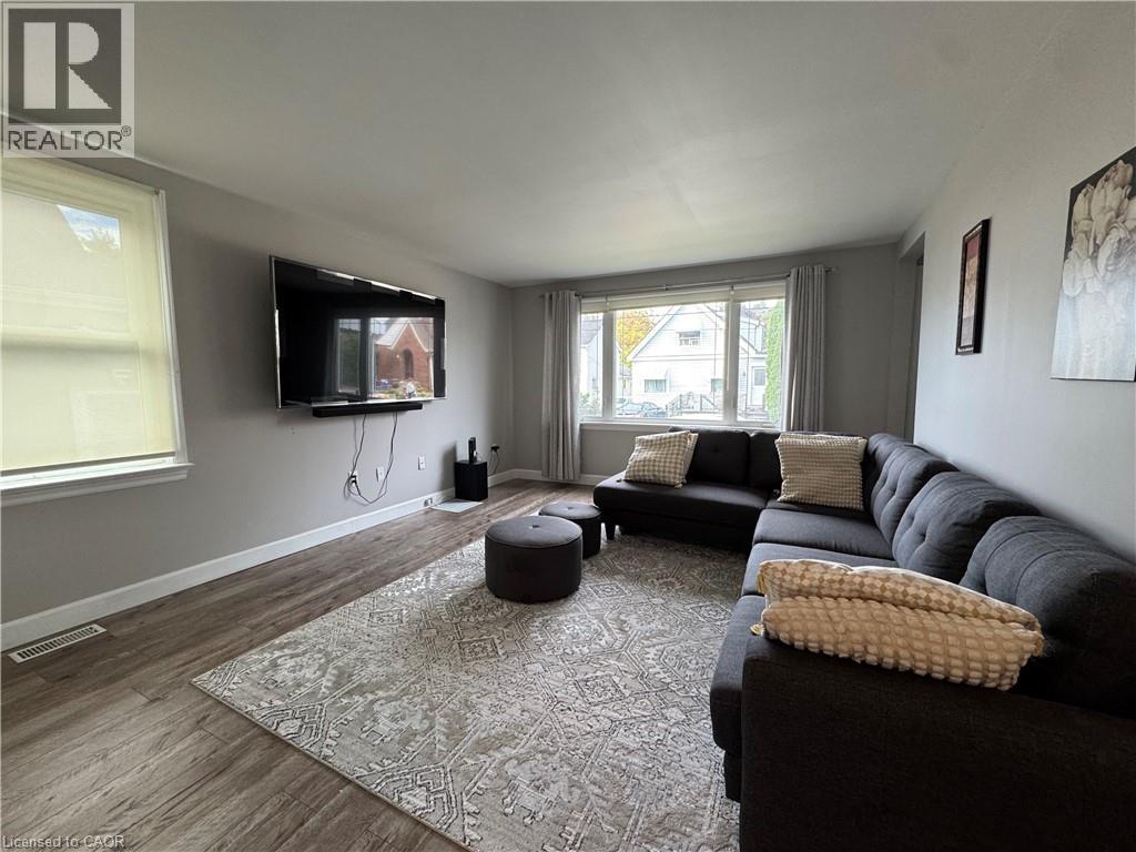 19 East 27th Street Unit# Main Floor, Hamilton, Ontario  L8V 3E6 - Photo 4 - 40780150