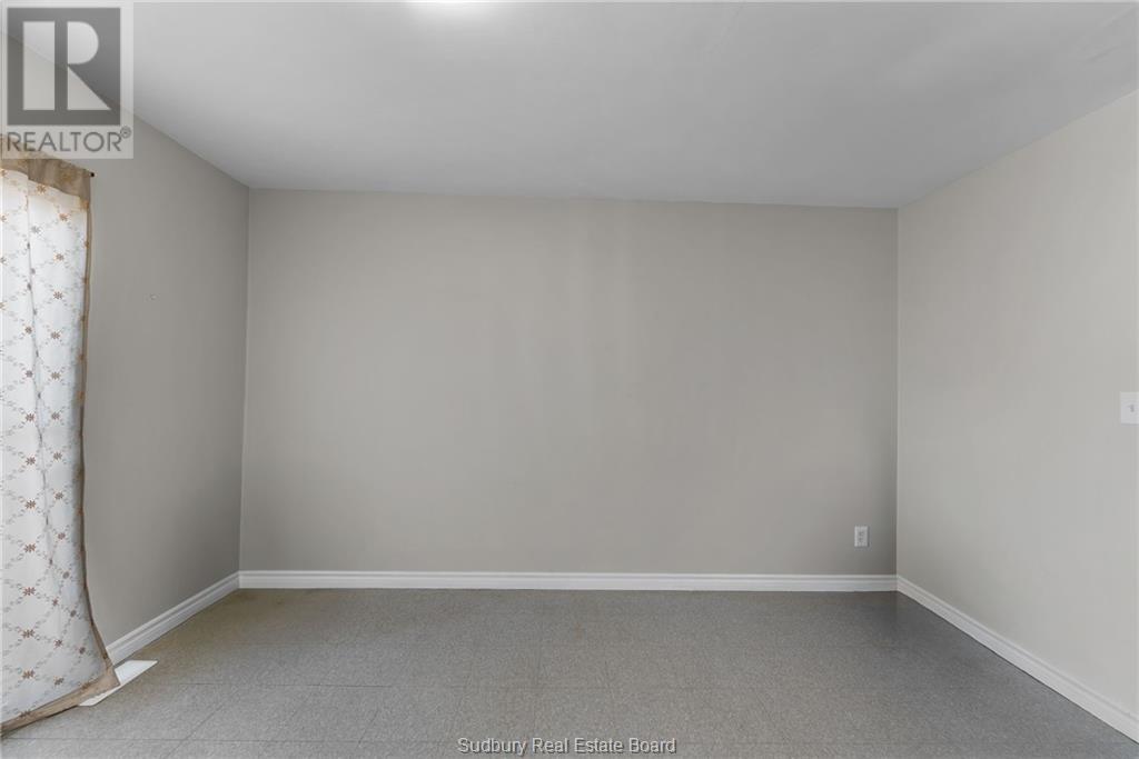 29 Laren Street, Wahnapitae, Ontario  P0M 3C0 - Photo 49 - 2125278