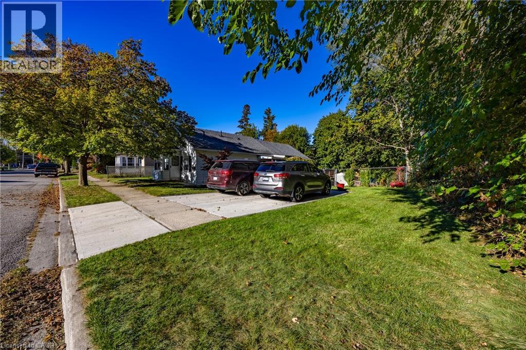 32 Wade Avenue, Brantford, Ontario  N3T 1W8 - Photo 2 - 40779058