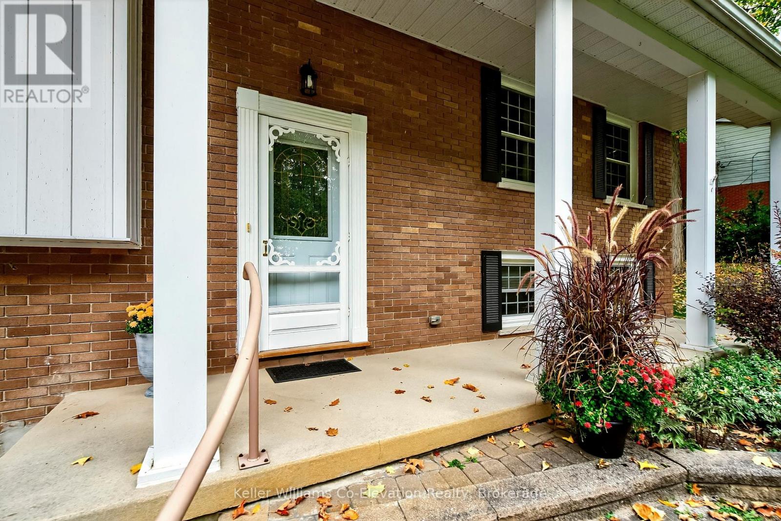 816 Portage Park Lane, Midland, Ontario  L4R 5G3 - Photo 4 - S12468857