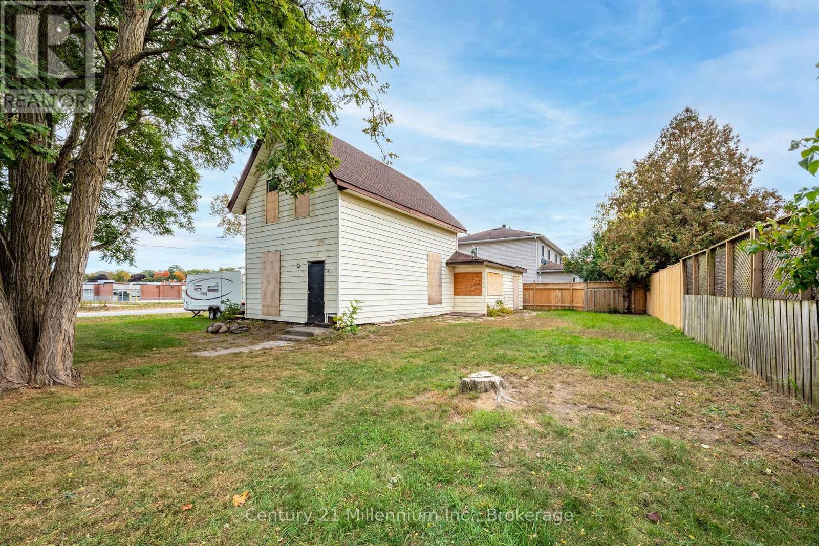 469 ROBERT STREET, midland, Ontario