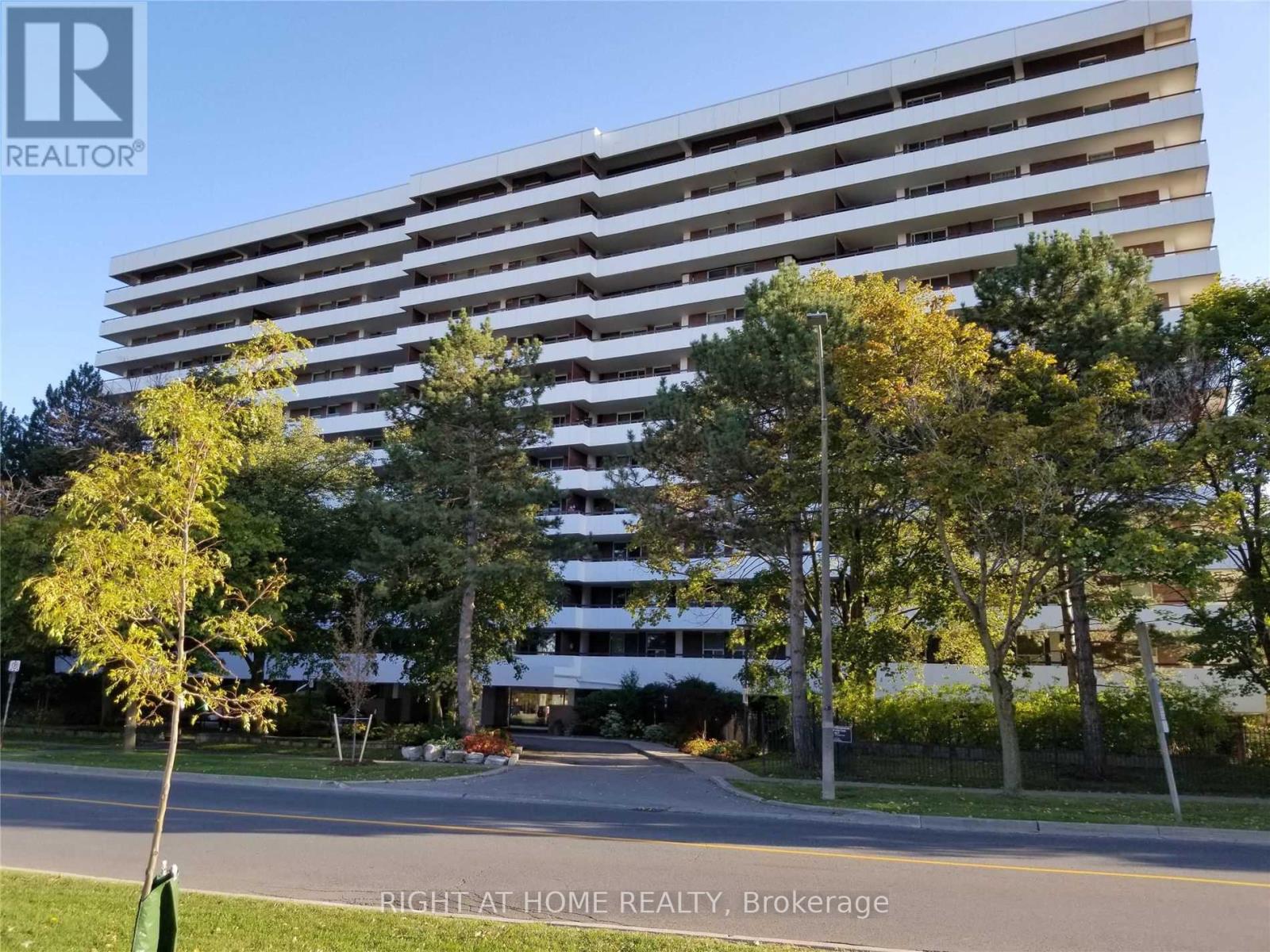 1107 - 1 ROYAL ORCHARD BOULEVARD, Markham, Ontario