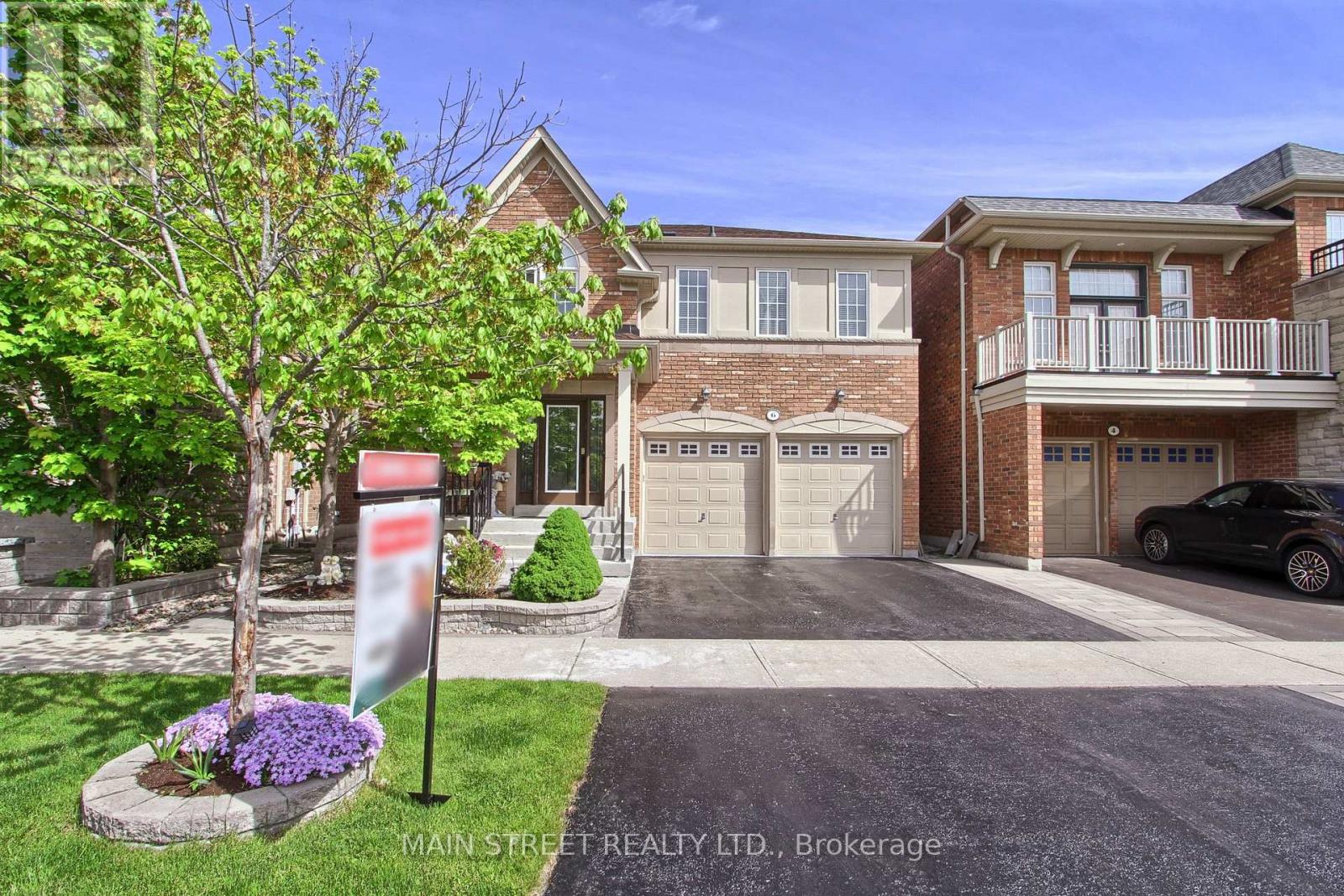 6 Amstel Avenue, Richmond Hill, Ontario  L4E 0P9 - Photo 2 - N12468744