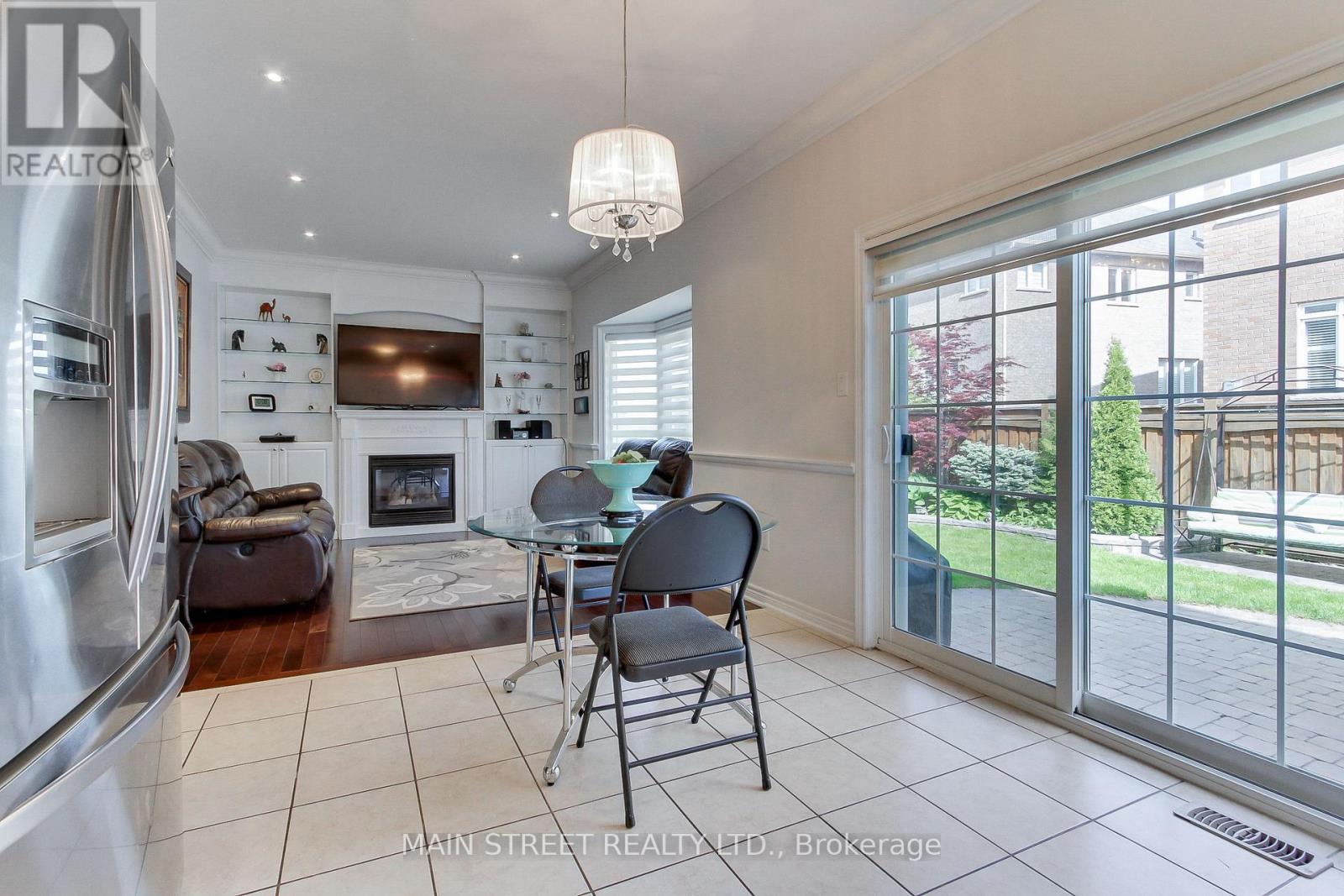 6 Amstel Avenue, Richmond Hill, Ontario  L4E 0P9 - Photo 21 - N12468744