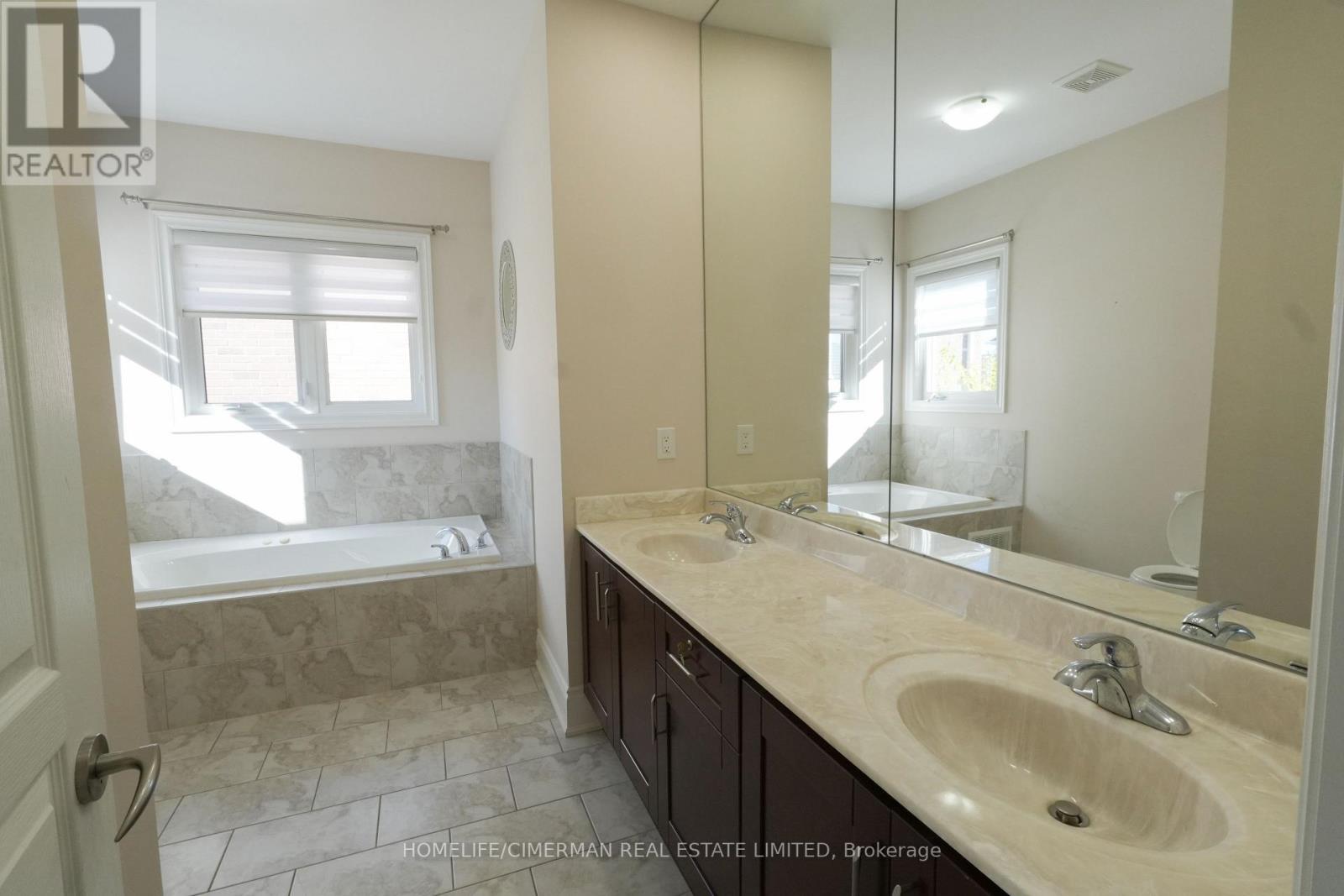 146 Shale Crescent, Vaughan, Ontario  L6A 4N5 - Photo 16 - N12468750