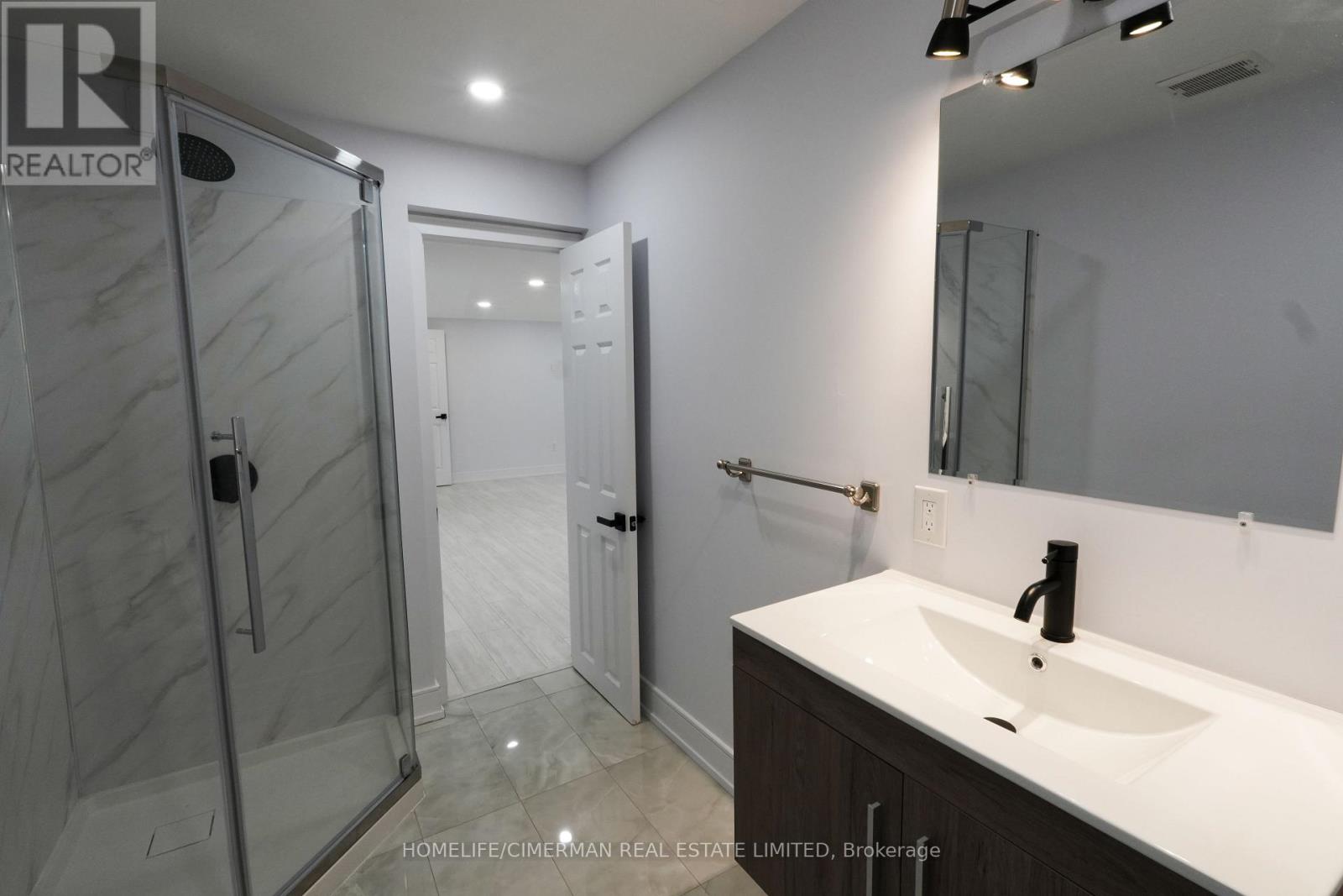 146 Shale Crescent, Vaughan, Ontario  L6A 4N5 - Photo 38 - N12468750
