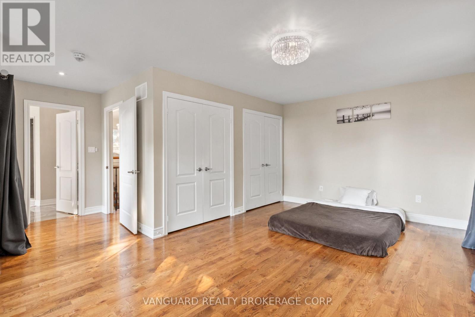 724 Lakelands Avenue, Innisfil, Ontario  L9S 4E6 - Photo 24 - N12468805