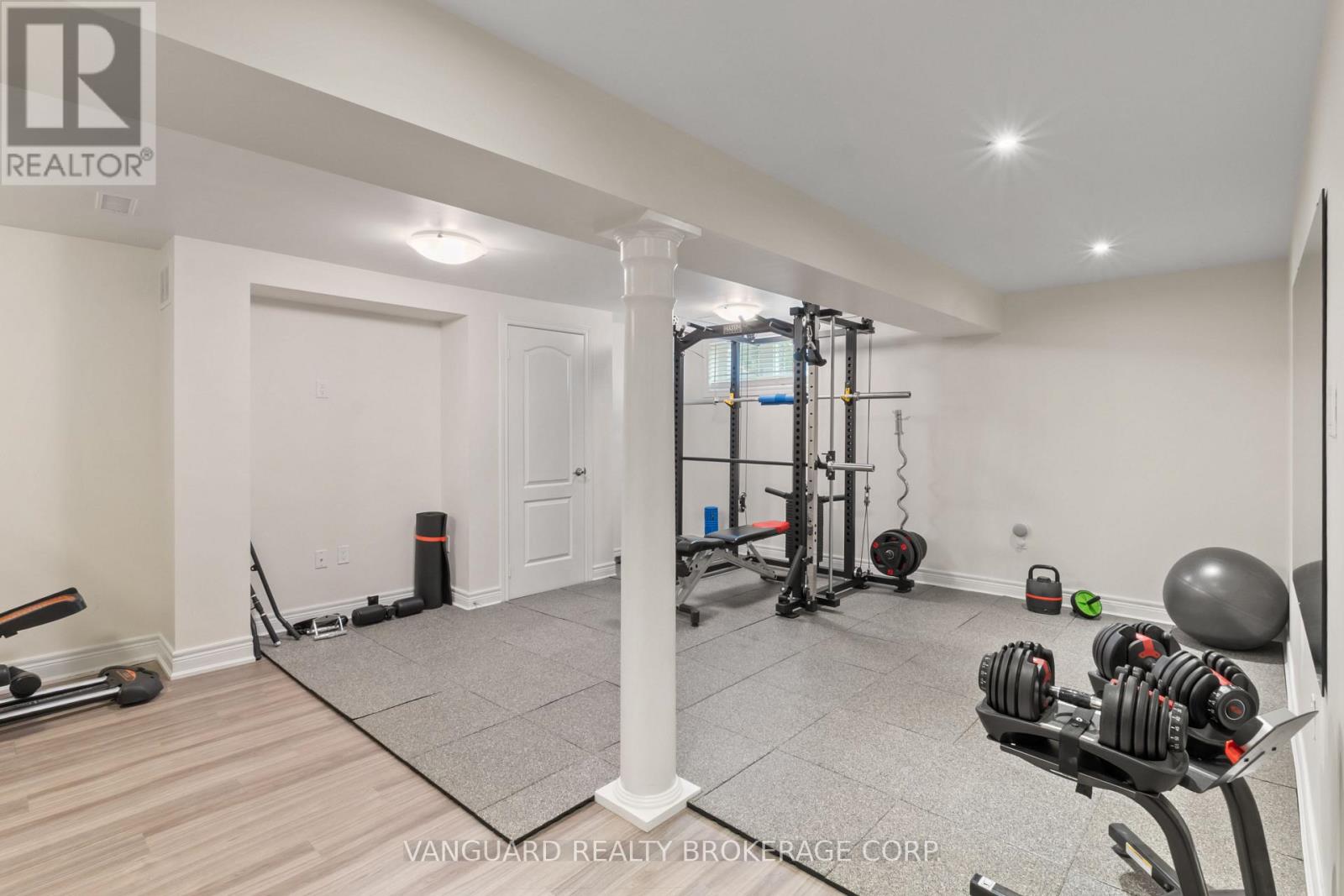 724 Lakelands Avenue, Innisfil, Ontario  L9S 4E6 - Photo 34 - N12468805