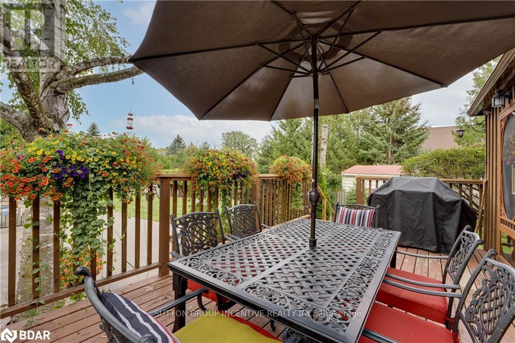 22 Queen Street, Innisfil, Ontario  L0L 1L0 - Photo 29 - N12468816