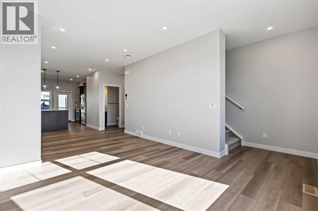 611 Mahogany Road Se, Calgary, Alberta  T3M 3Y3 - Photo 11 - A2265116