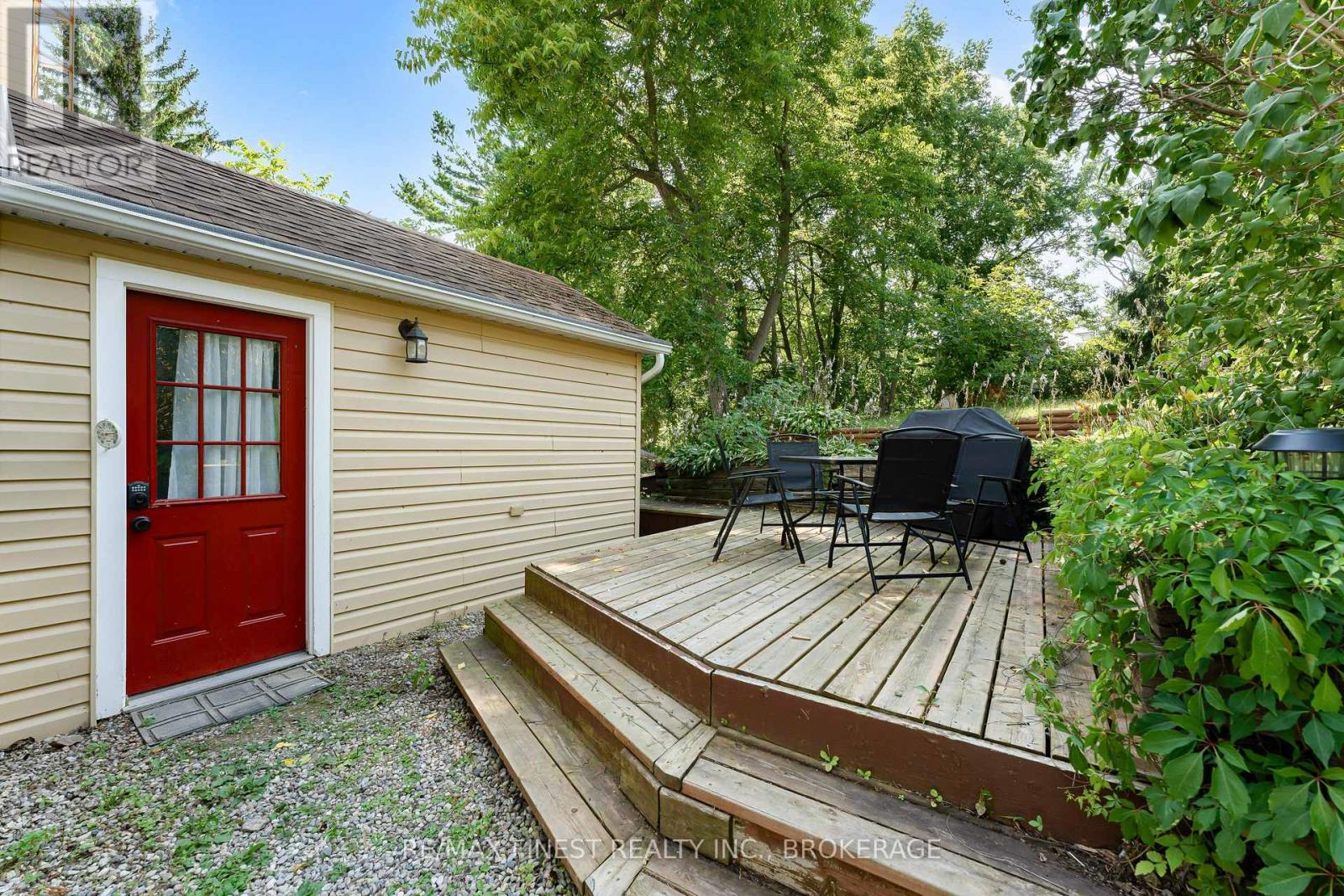 22 Miller Street, Lansdowne Village, Ontario  K0E 1L0 - Photo 33 - X12468827