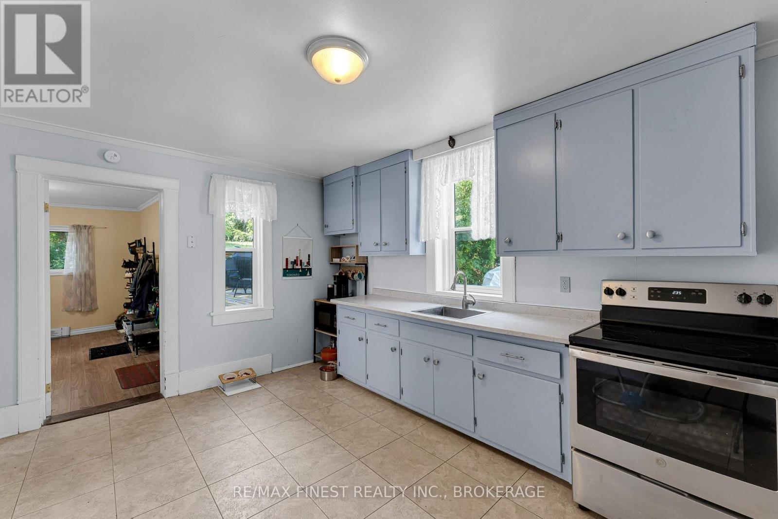 22 Miller Street, Lansdowne Village, Ontario  K0E 1L0 - Photo 8 - X12468827