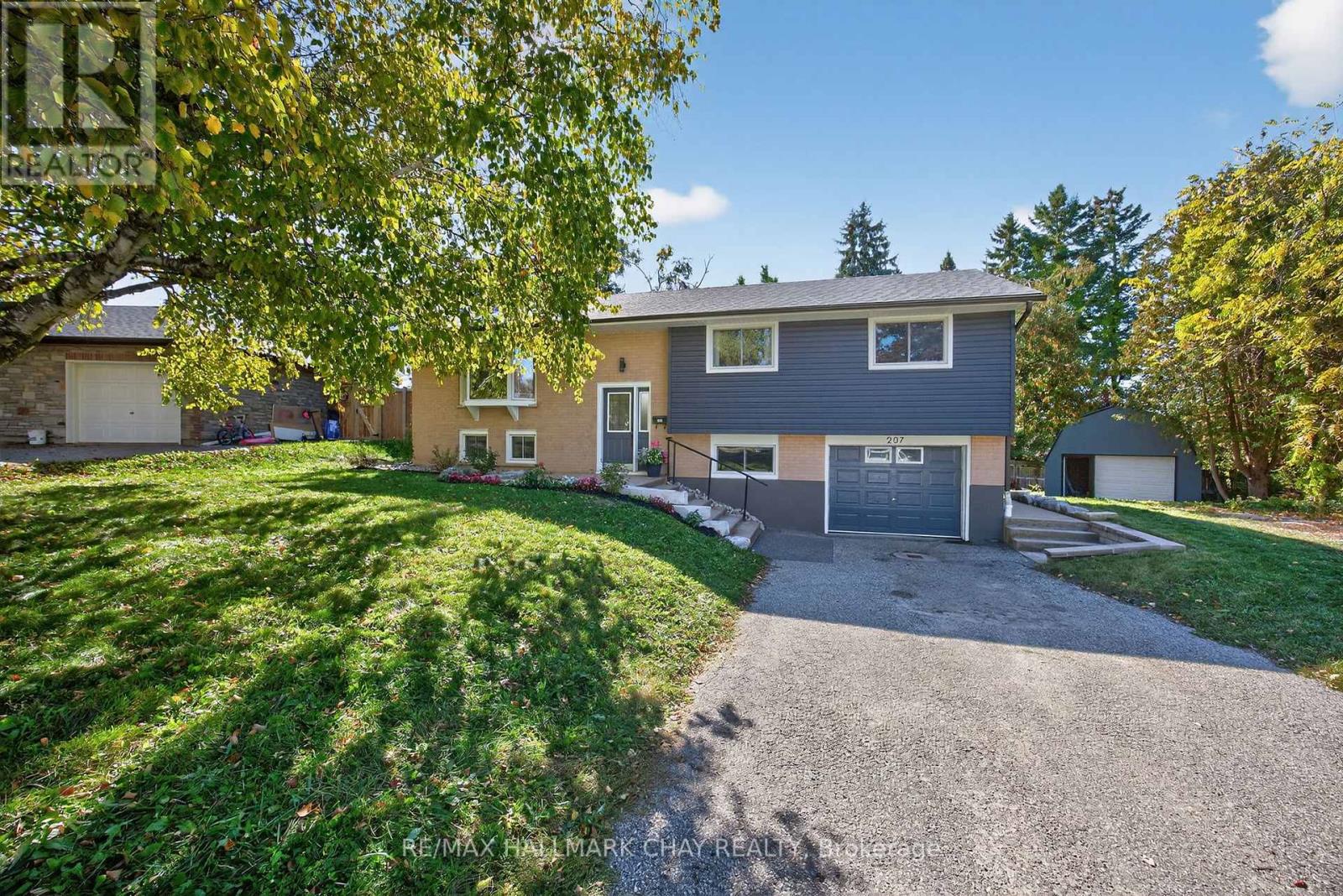 207 Merrett Drive, Barrie, Ontario  L4N 3Y4 - Photo 1 - S12468736