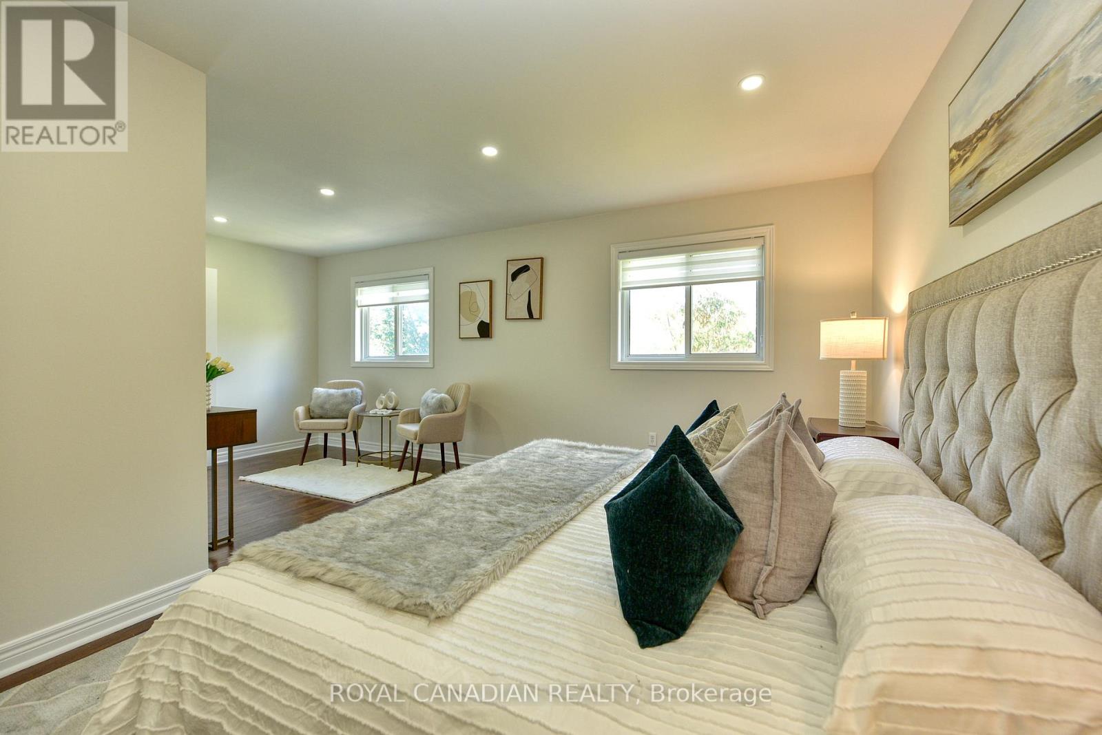 60 Crimson Ridge Road, Barrie (Bayshore), Ontario  L4N 0G7 - Photo 14 - S12468752