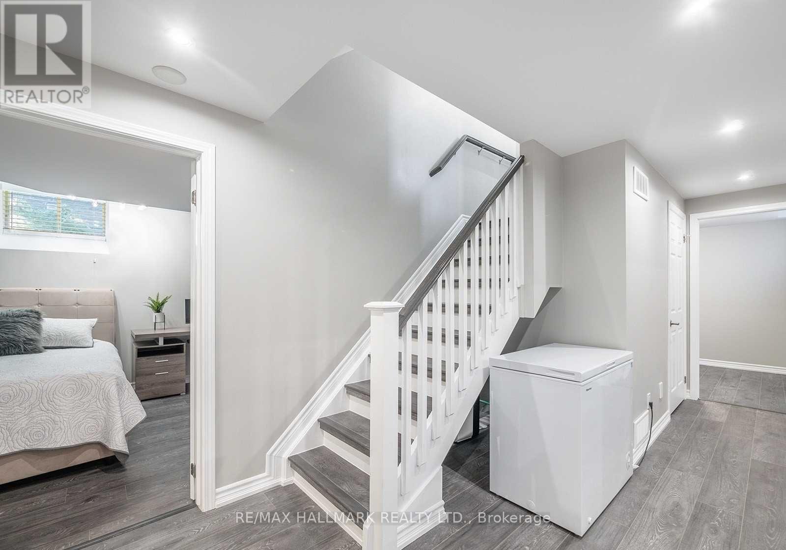 17 Silver Trail, Barrie (Ardagh), Ontario  L4N 2S2 - Photo 18 - S12468757