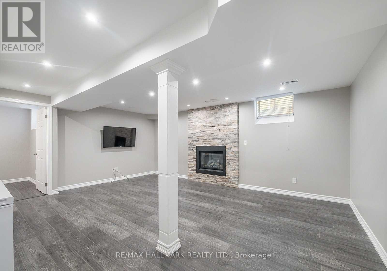 17 Silver Trail, Barrie (Ardagh), Ontario  L4N 2S2 - Photo 21 - S12468757