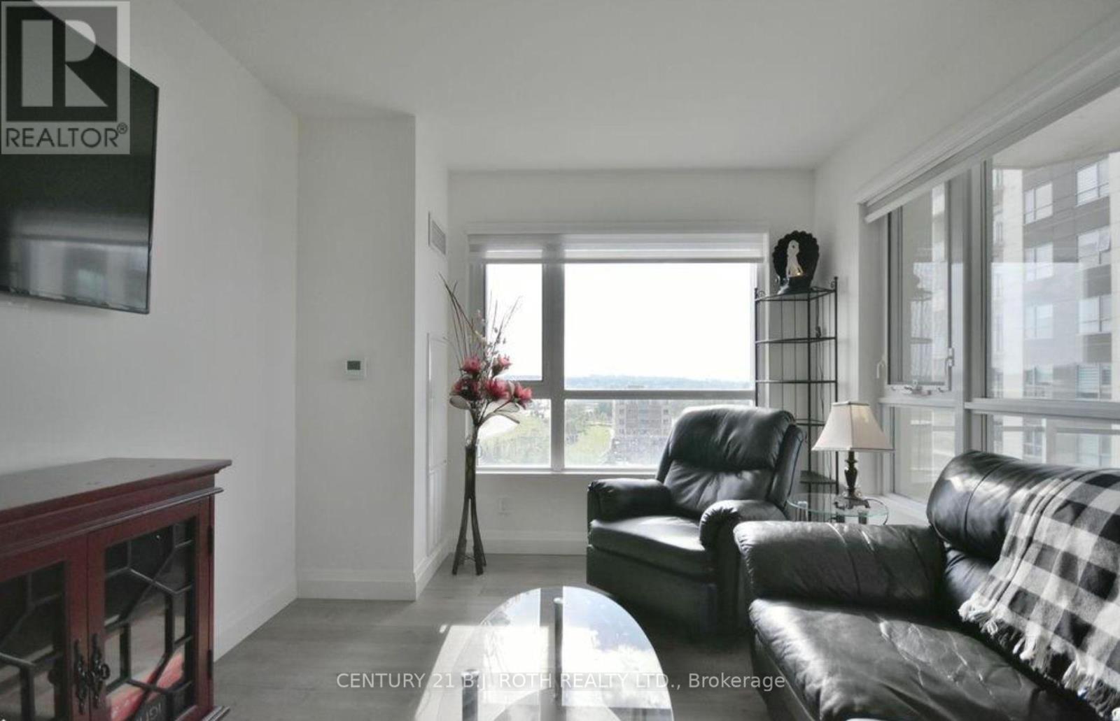818 - 58 Lakeside Terrace, Barrie (Little Lake), Ontario  L4M 0L5 - Photo 13 - S12468758