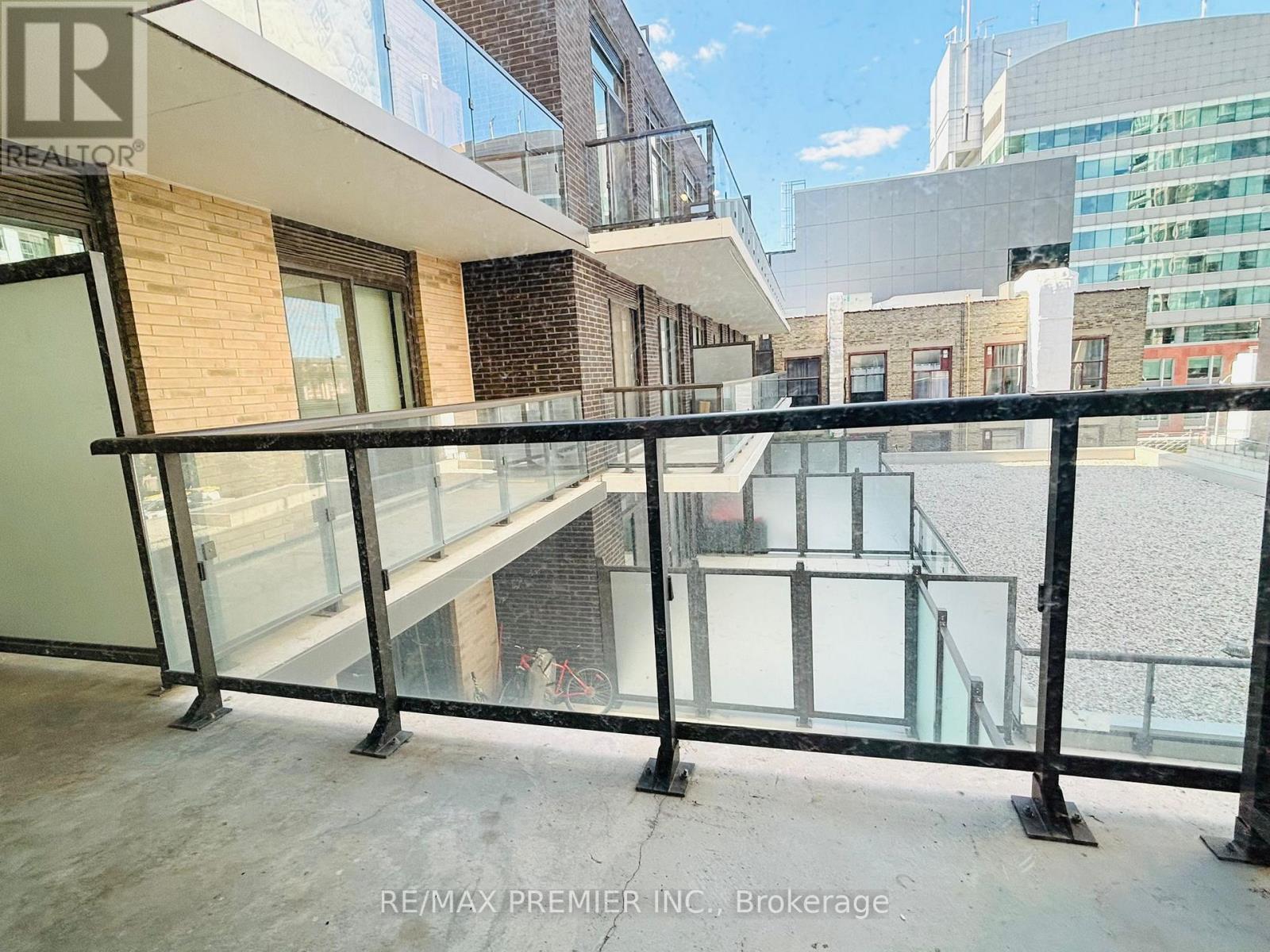 332 - 55 Duke Street, Kitchener, Ontario  N2H 0C9 - Photo 13 - X12396673