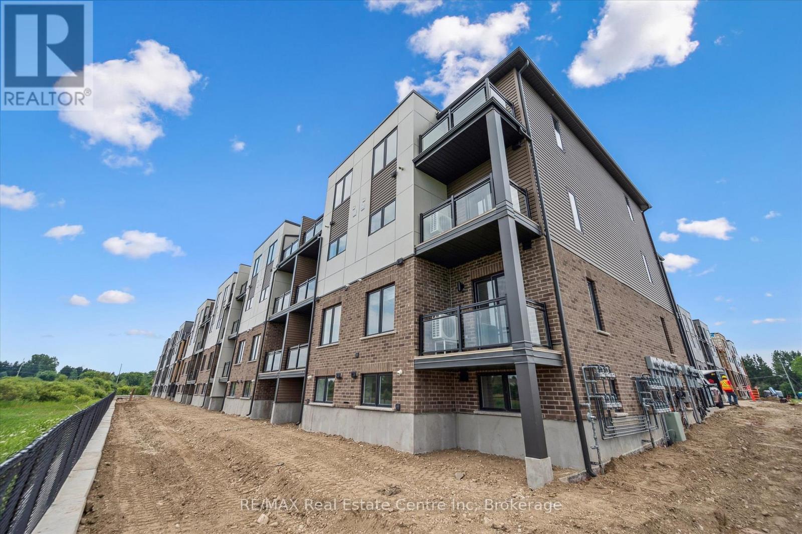 6 - 940 St David Street N, Centre Wellington, Ontario  N1M 2W3 - Photo 18 - X12468865