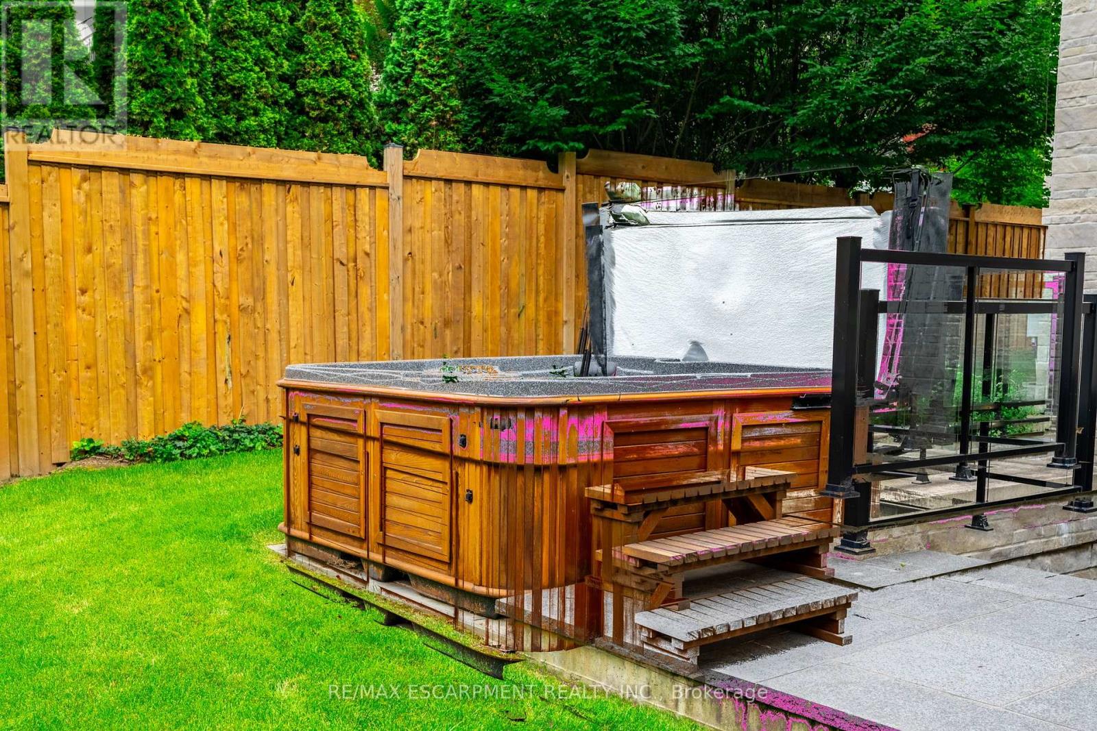 1293 Woodland Avenue, Mississauga, Ontario  L5G 2Y1 - Photo 47 - W12465987