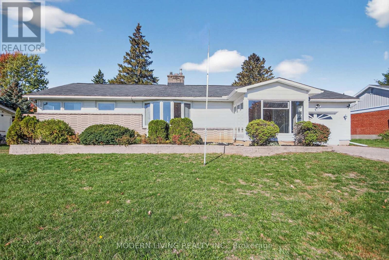 48 ELIZABETH DRIVE, South Dundas, Ontario