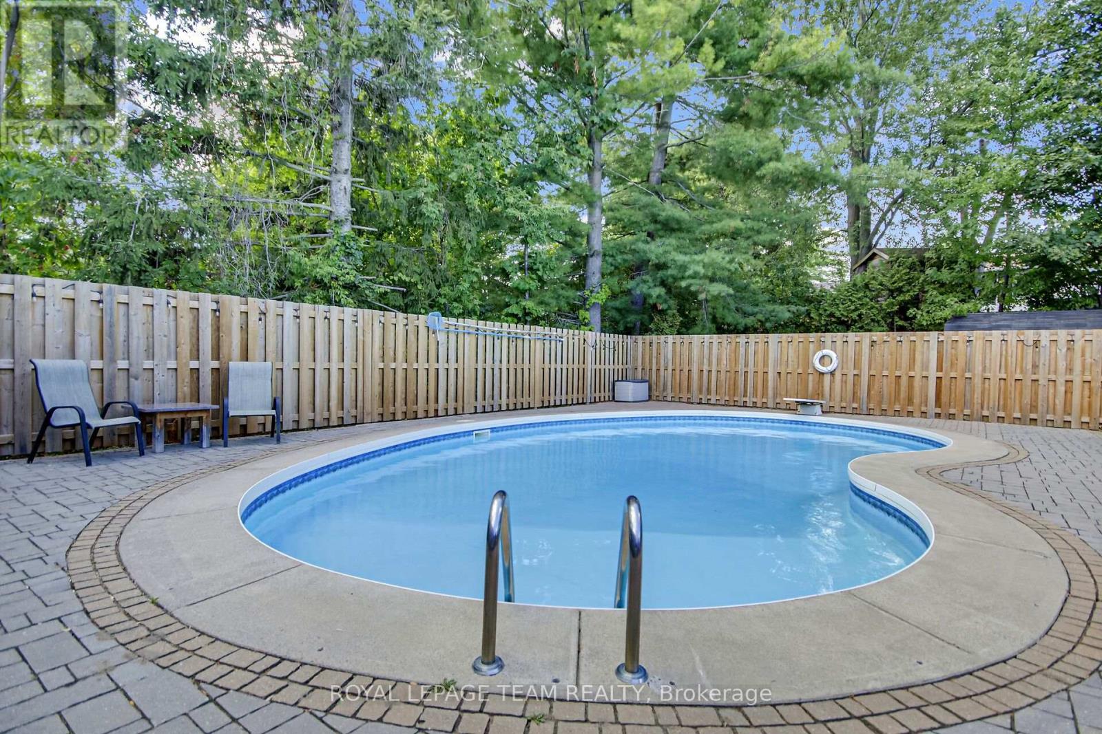 1079 Christopher Drive, Ottawa, Ontario  K4M 1J2 - Photo 35 - X12468852