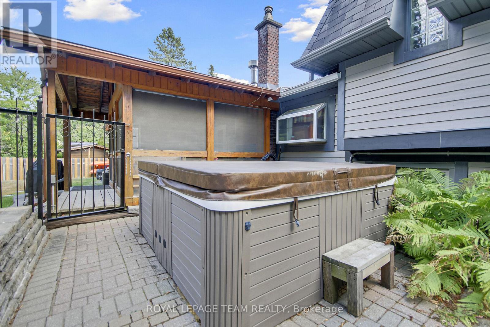 1079 Christopher Drive, Ottawa, Ontario  K4M 1J2 - Photo 36 - X12468852