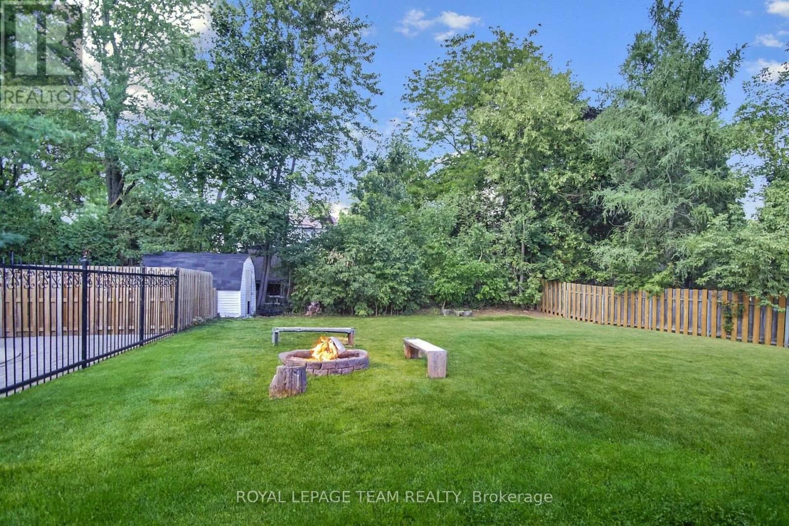 1079 Christopher Drive, Ottawa, Ontario  K4M 1J2 - Photo 40 - X12468852
