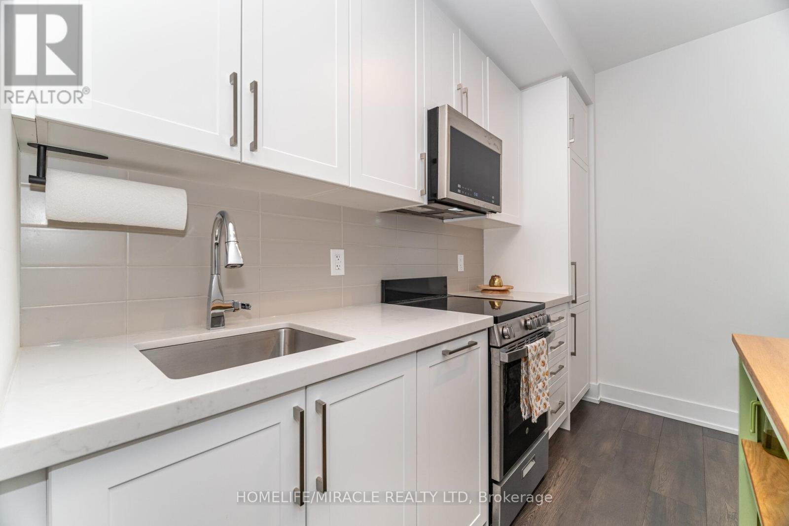 351 - 2450 Old Bronte Road, Oakville, Ontario  L6M 5P6 - Photo 8 - W12465661
